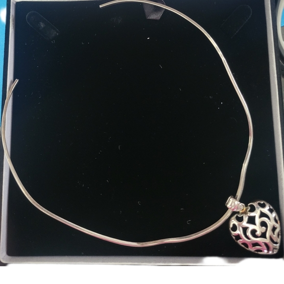 Filigree Sterling silver Heart Choker - Picture 3 of 3